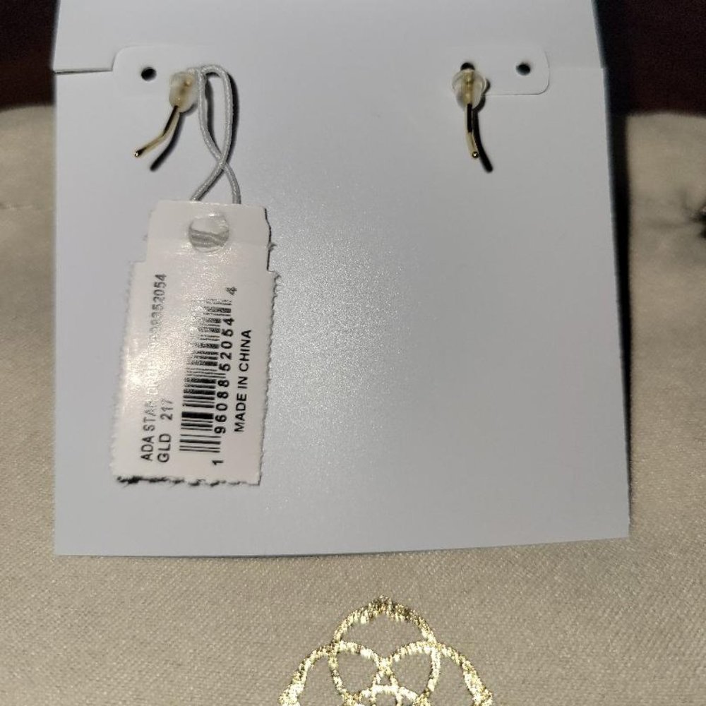 Kendra Scott Star Drop Earrings - Picture 3 of 3